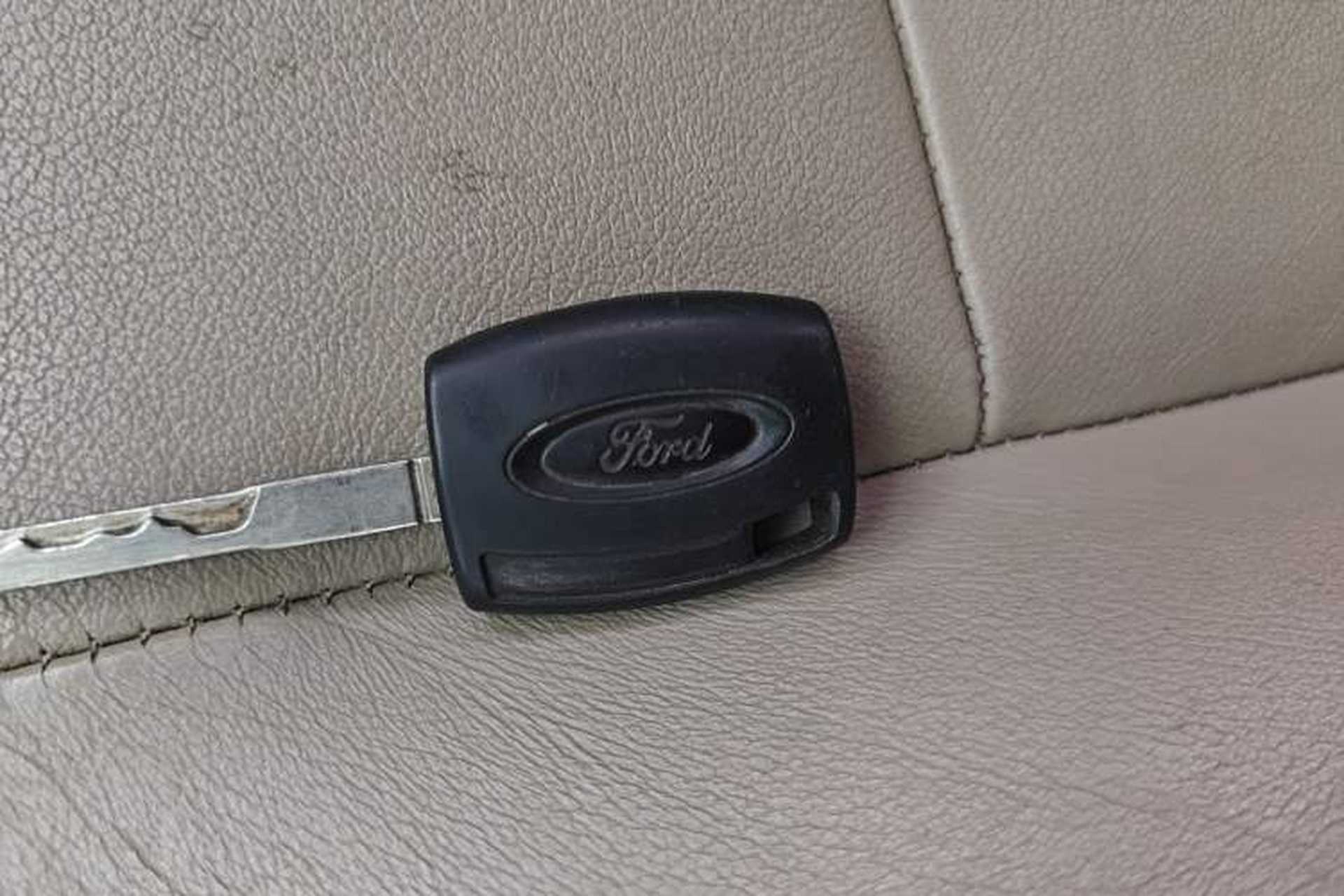 Used Ford Focus 2013 Hatchback Classic 1.8L Manual Fashion Edition Vehicle Key
