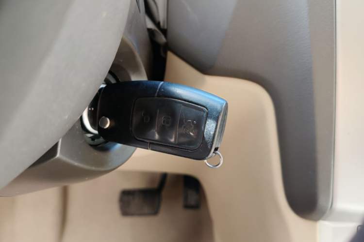 Used Ford Focus 2013 Hatchback Classic 1.8L Automatic Fashion Edition Vehicle Key