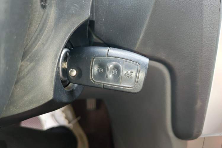 Used Ford Focus 2013 Hatchback Classic 1.8L Automatic Base Model Vehicle Key