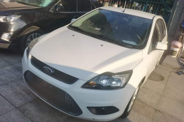 Used Ford Focus 2013 Hatchback Classic 1.8L Automatic Base Model Guazi used car, China used car export, Used car for sale, Used cars, Cheapest cars for sale