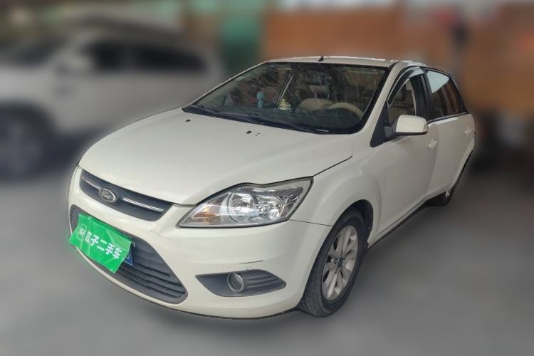 Used Ford Focus 2013 Sedan Classic 1.8L Manual Base Model Guazi used car, China used car export, Used car for sale, Used cars, Cheapest cars for sale