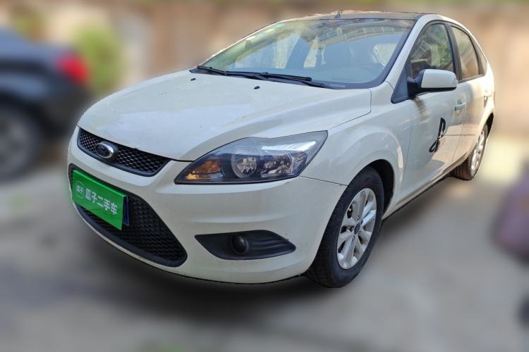 Used Ford Focus 2013 Hatchback Classic 1.8L Automatic Millionth Anniversary Edition Guazi used car, China used car export, Used car for sale, Used  cars, Cheapest cars for sale