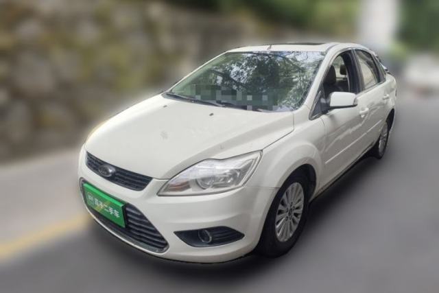 Ford Focus 2013 Sedan Classic 1.8L Manual Fashion Edition usado
