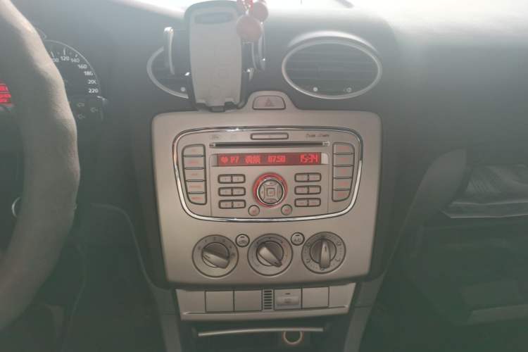 Used Ford Focus 2013 Hatchback Classic 1.8L Manual Millionth Anniversary Edition Audio And AC Panel