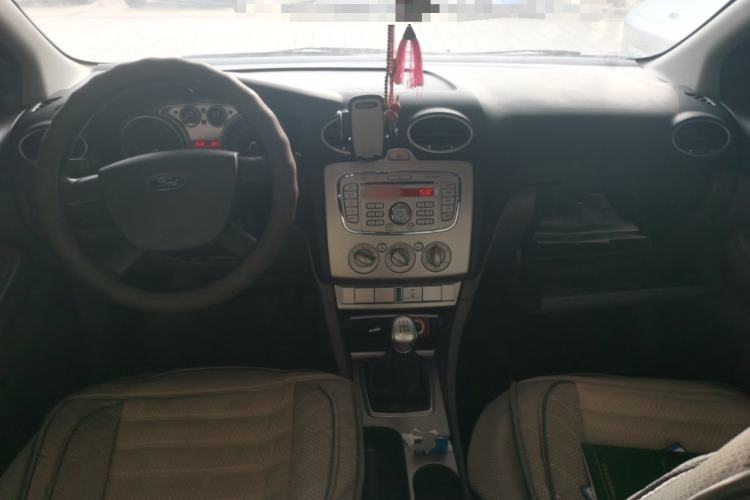 Used Ford Focus 2013 Hatchback Classic 1.8L Manual Millionth Anniversary Edition Center Console