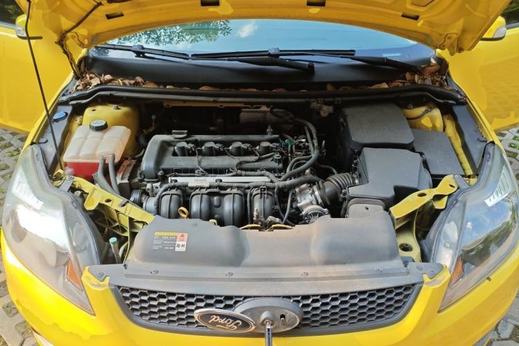 Used Ford Focus 2013 Hatchback Classic 1.8L Automatic Base Model Engine Bay