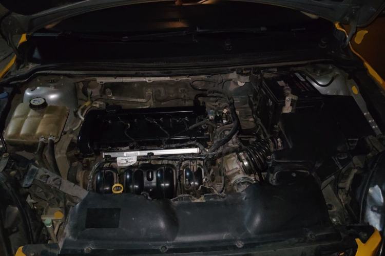 Used Ford Focus 2013 Hatchback Classic 1.8L Manual Base Model Engine Bay