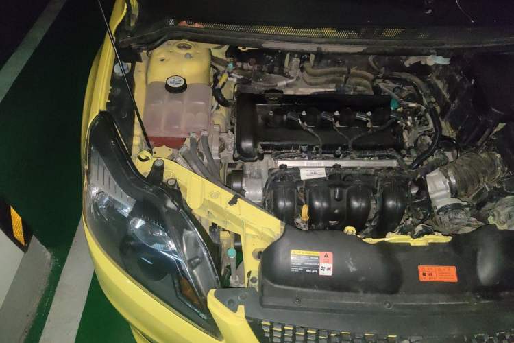 Used Ford Focus 2013 Hatchback Classic 1.8L Manual Base Model Engine Bay Right