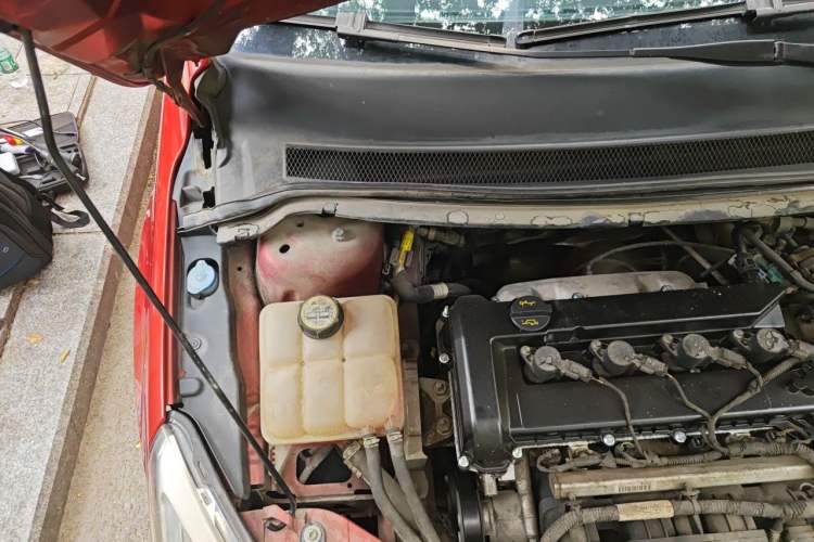 Used Ford Focus 2013 Hatchback Classic 1.8L Automatic Base Model Engine Bay Right