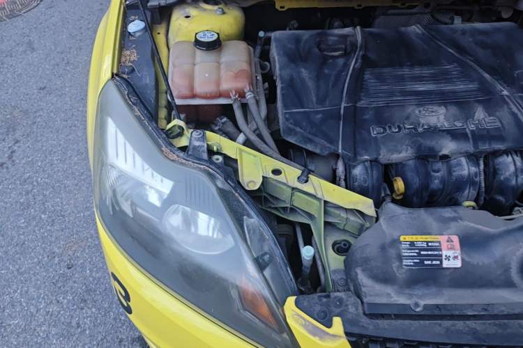 Used Ford Focus 2013 Hatchback Classic 1.8L Automatic Fashion Edition Engine Bay Right