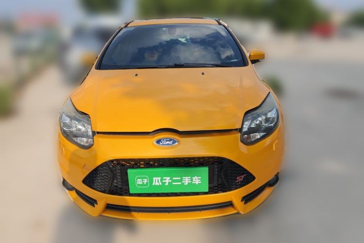 Used Ford Focus 2013 2.0T ST Orange Edition Front