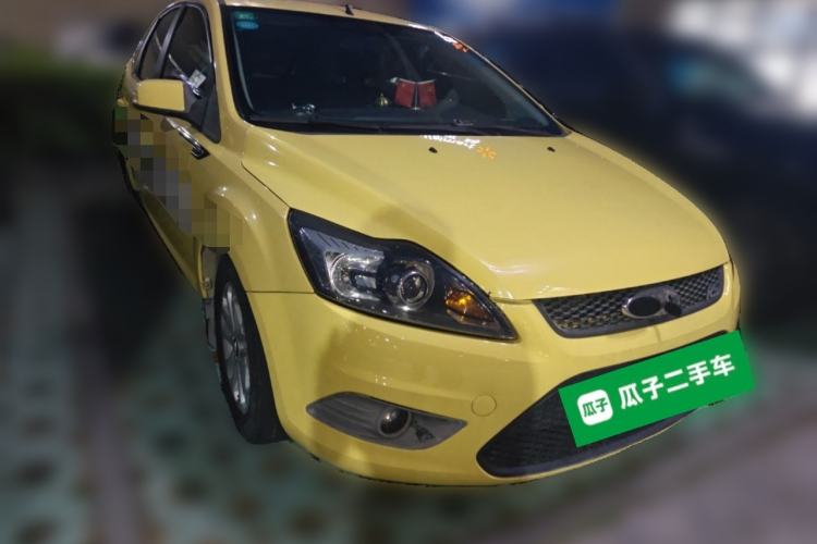 Used Ford Focus 2013 Hatchback Classic 1.8L Manual Base Model Front Right 45 Deg