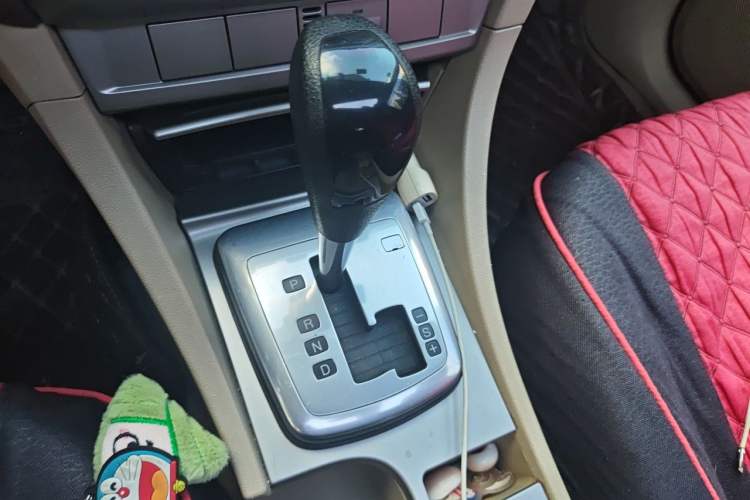 Used Ford Focus 2013 Hatchback Classic 1.8L Automatic Fashion Edition Gear Lever