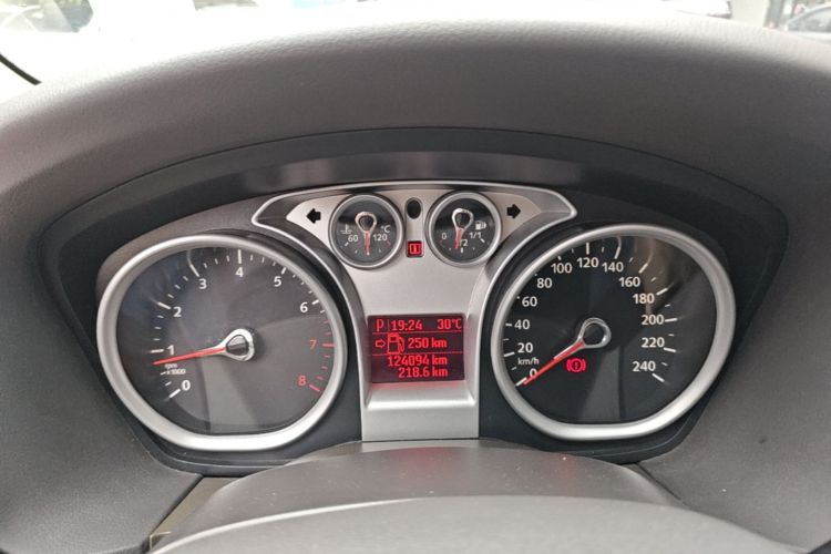 Used Ford Focus 2013 Hatchback Classic 1.8L Automatic Fashion Edition Instrument Cluster