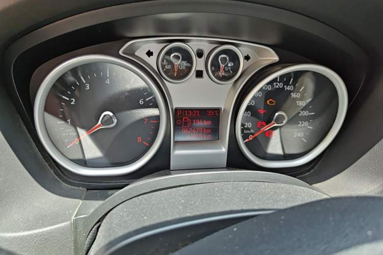 Used Ford Focus 2013 Hatchback Classic 1.8L Automatic Millionth Anniversary Edition Instrument Cluster