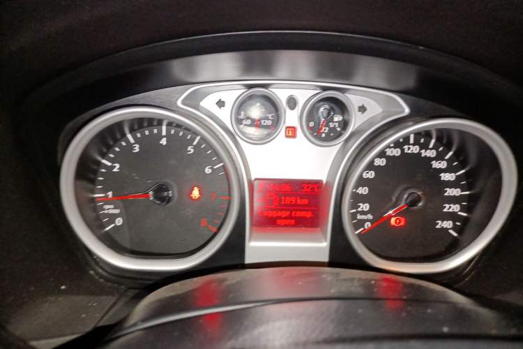 Used Ford Focus 2013 Hatchback Classic 1.8L Automatic Base Model Instrument Cluster