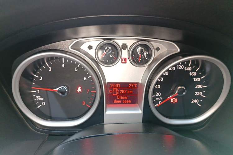 Used Ford Focus 2013 Hatchback Classic 1.8L Manual Base Model Instrument Cluster