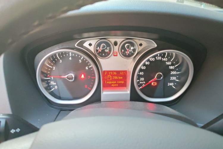 Used Ford Focus 2013 Hatchback Classic 1.8L Automatic Fashion Edition Instrument Cluster