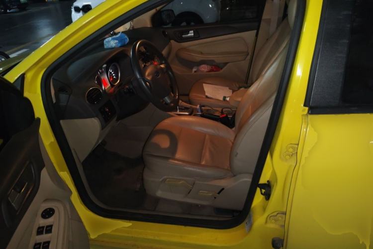 Used Ford Focus 2013 Hatchback Classic 1.8L Automatic Fashion Edition Left Front Seat
