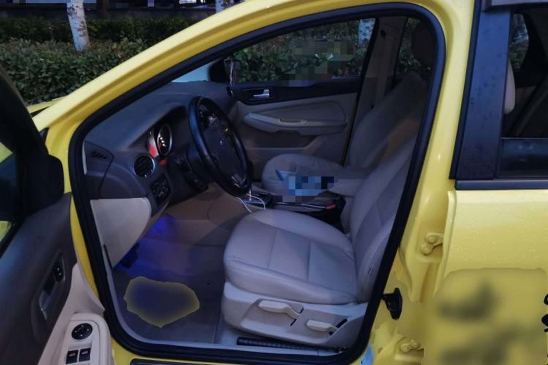 Used Ford Focus 2013 Hatchback Classic 1.8L Automatic Fashion Edition Left Front Seat