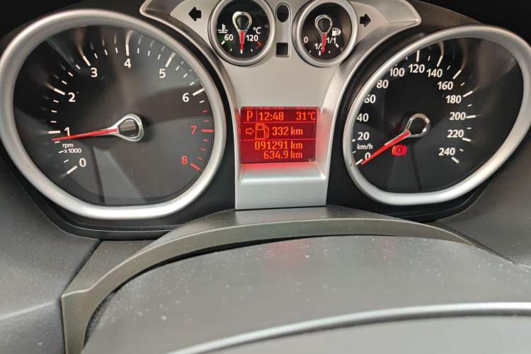 Used Ford Focus 2013 Hatchback Classic 1.8L Automatic Base Model Odometer Close Up