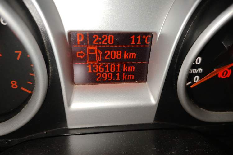 Used Ford Focus 2013 Hatchback Classic 1.8L Automatic Fashion Edition Odometer Close Up