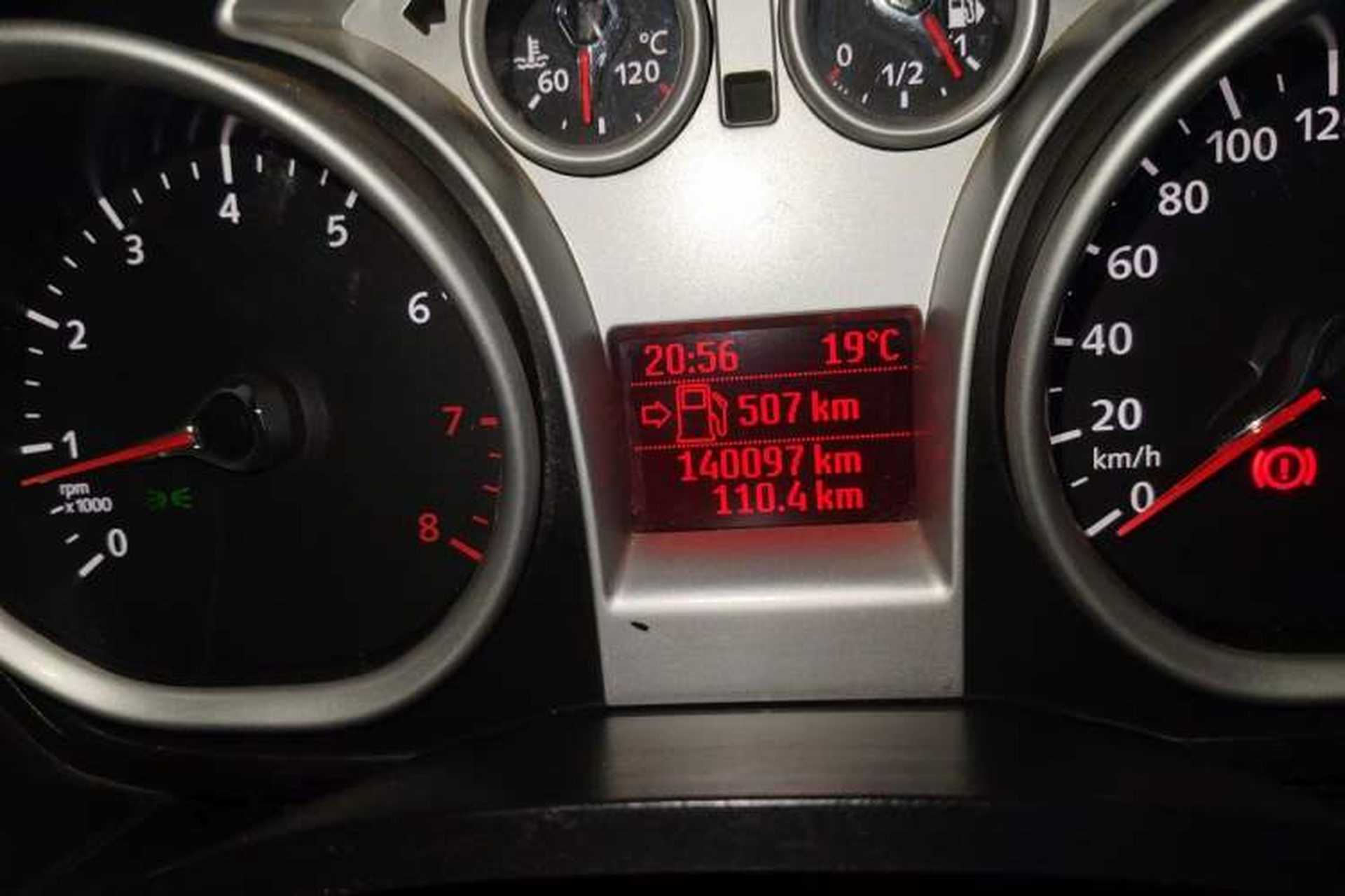 Used Ford Focus 2013 Hatchback Classic 1.8L Manual Base Model Odometer Close Up