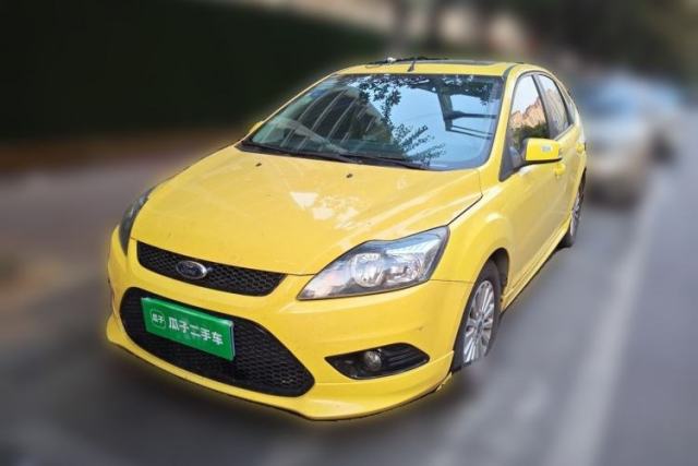 Ford Focus 2013 Hatchback Classic 1.8L Automatic Fashion Edition de segunda mano