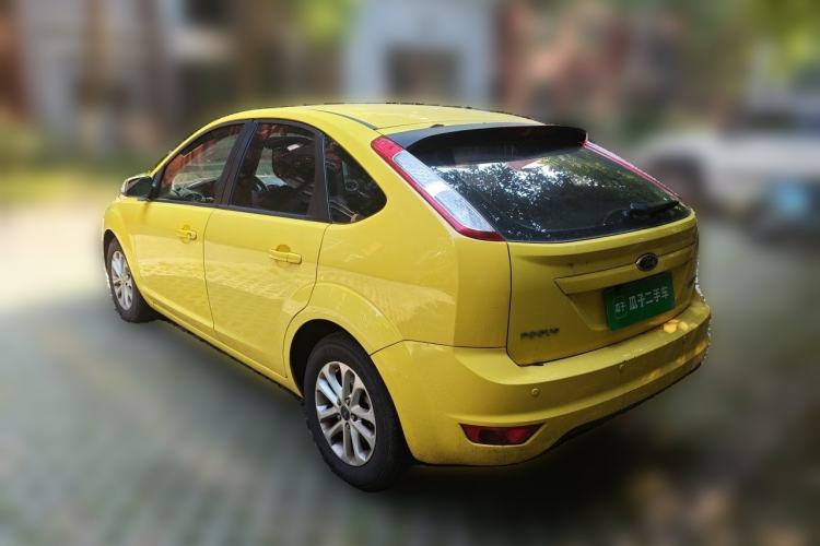 Used Ford Focus 2013 Hatchback Classic 1.8L Automatic Base Model Rear Left 45 Deg