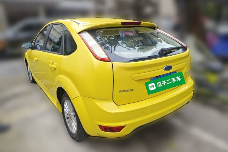 Used Ford Focus 2013 Hatchback Classic 1.8L Automatic Fashion Edition Rear Left 45 Deg