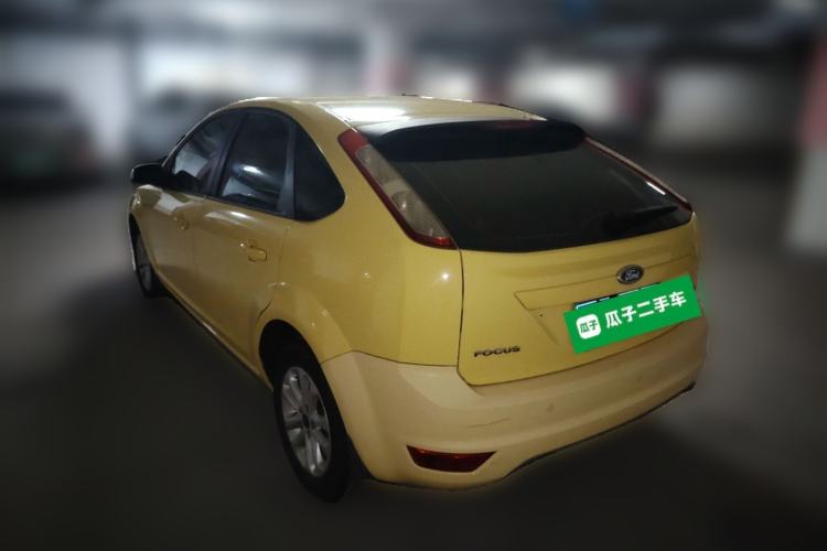 Used Ford Focus 2013 Hatchback Classic 1.8L Automatic Fashion Edition Rear Left 45 Deg
