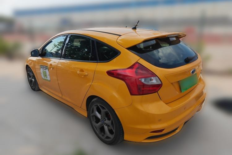 Used Ford Focus 2013 2.0T ST Orange Edition Rear Left 45 Deg