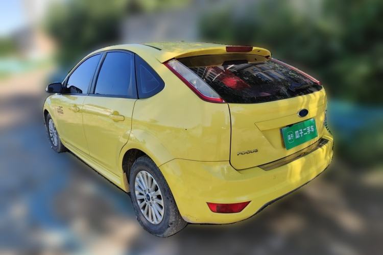 Used Ford Focus 2013 Hatchback Classic 1.8L Manual Fashion Edition Rear Left 45 Deg