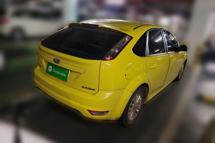Used Ford Focus 2013 Hatchback Classic 1.8L Automatic Fashion Edition Rear Right 45 Deg