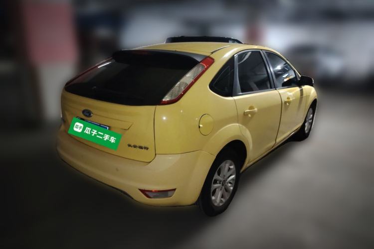 Used Ford Focus 2013 Hatchback Classic 1.8L Automatic Fashion Edition Rear Right 45 Deg