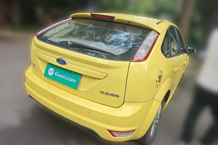 Used Ford Focus 2013 Hatchback Classic 1.8L Automatic Fashion Edition Rear Right 45 Deg