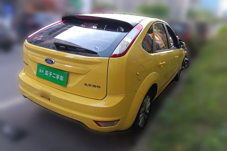 Used Ford Focus 2013 Hatchback Classic 1.8L Manual Base Model Rear Right 45 Deg
