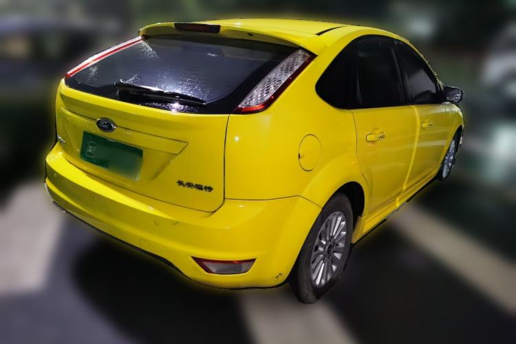 Used Ford Focus 2013 Hatchback Classic 1.8L Manual Fashion Edition Rear Right 45 Deg
