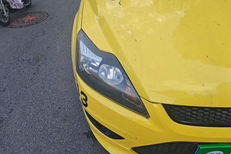 Used Ford Focus 2013 Hatchback Classic 1.8L Automatic Fashion Edition Right Front Headlight