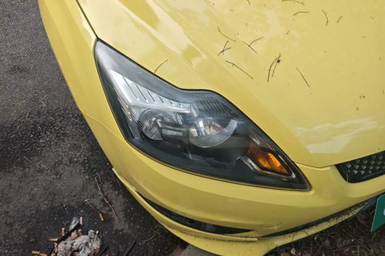 Used Ford Focus 2013 Hatchback Classic 1.8L Automatic Fashion Edition Right Front Headlight