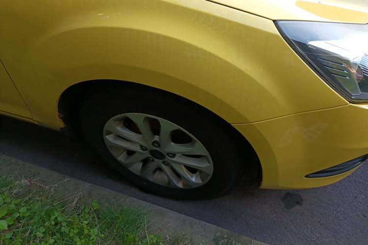 Used Ford Focus 2013 Hatchback Classic 1.8L Manual Base Model Right Front Wheel Hub