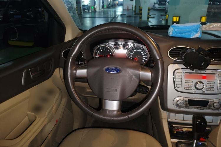 Used Ford Focus 2013 Hatchback Classic 1.8L Automatic Fashion Edition Steering Wheel