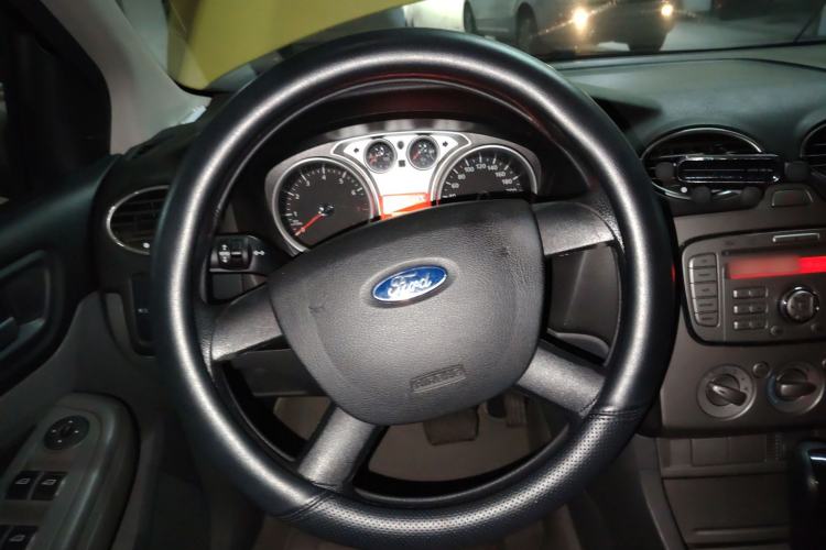 Used Ford Focus 2013 Hatchback Classic 1.8L Automatic Fashion Edition Steering Wheel