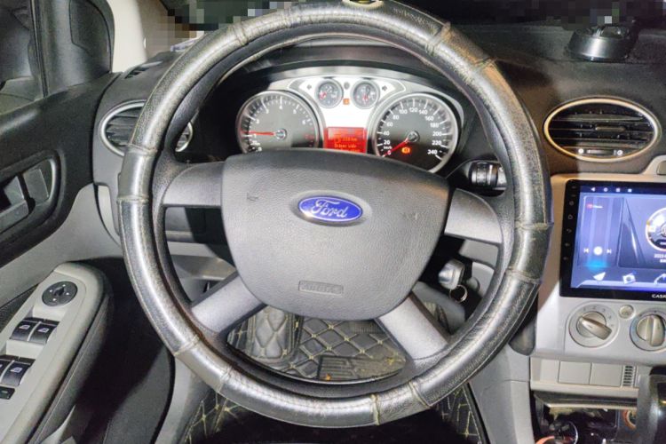 Used Ford Focus 2013 Hatchback Classic 1.8L Automatic Base Model Steering Wheel