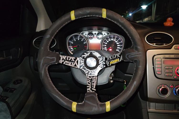 Used Ford Focus 2013 Hatchback Classic 1.8L Manual Base Model Steering Wheel