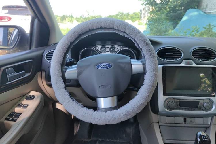 Used Ford Focus 2013 Hatchback Classic 1.8L Manual Fashion Edition Steering Wheel