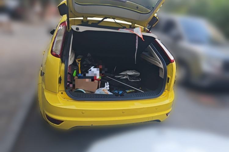 Used Ford Focus 2013 Hatchback Classic 1.8L Automatic Fashion Edition Trunk