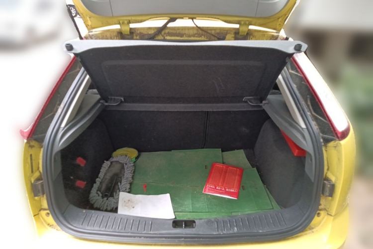 Used Ford Focus 2013 Hatchback Classic 1.8L Manual Base Model Trunk