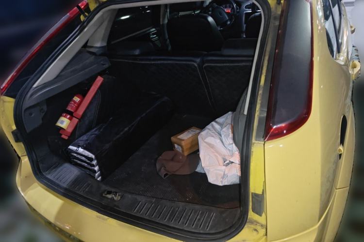 Used Ford Focus 2013 Hatchback Classic 1.8L Manual Base Model Trunk
