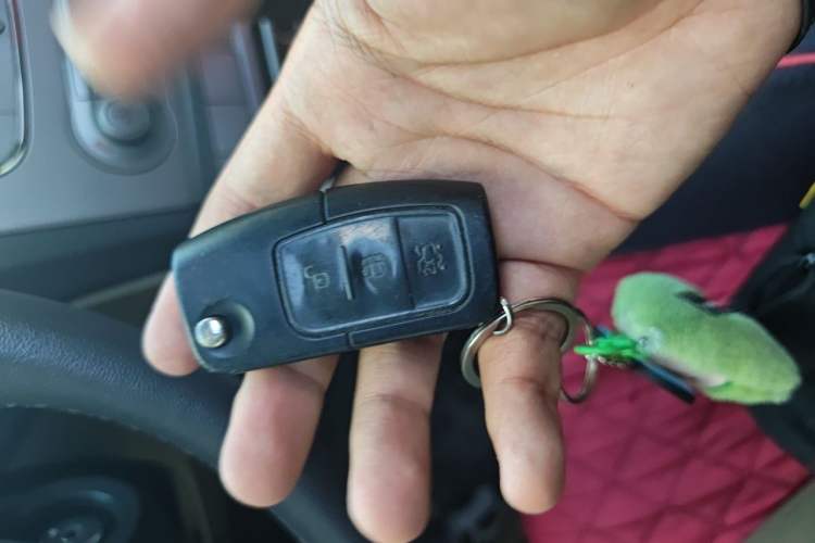 Used Ford Focus 2013 Hatchback Classic 1.8L Automatic Fashion Edition Vehicle Key